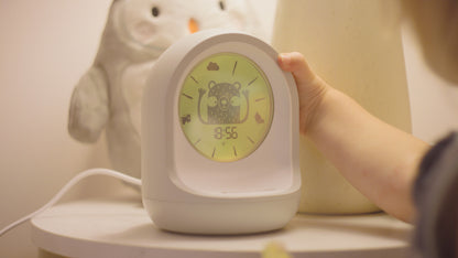 ساعة مساعدة النوم GroClock Connect