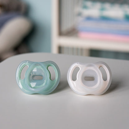 Ultra-light Soothers 2 Pack